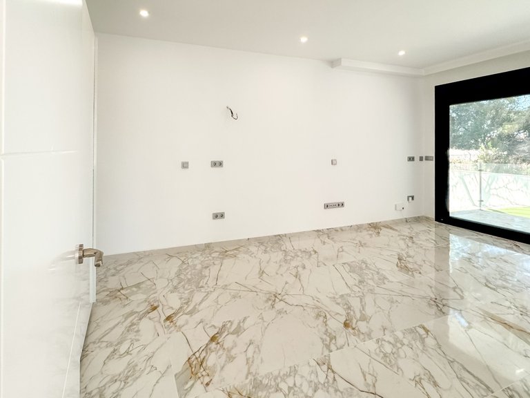 Villa for Sale in Los Balcones, Torrevieja, Alicante 17