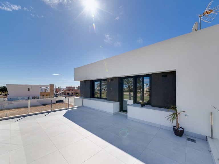 Villa for Sale in Lo Romero golf resort, Pilar De La Horadada, Alicante 4