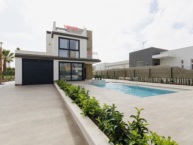 Villa for Sale in Playa Honda, La Manga, Murcia 3