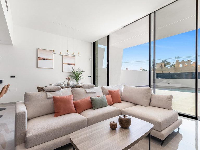 Villa for Sale in Los Balcones, Torrevieja, Alicante 10