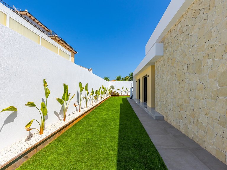 Villa for Sale in Los Balcones, Torrevieja, Alicante 31