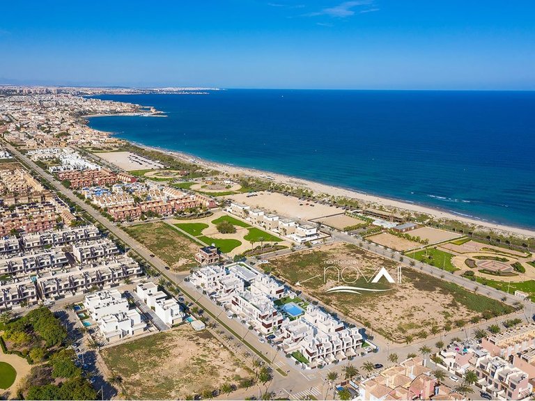 Apartment for Sale in El Mojon, Torre De La Horadada, Alicante 5