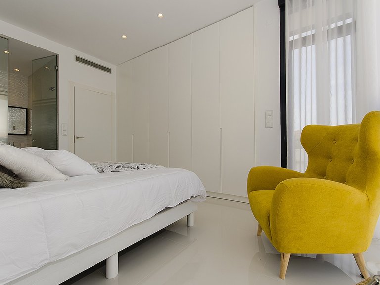 Villa for Sale in Cabo Roig, Alicante 24