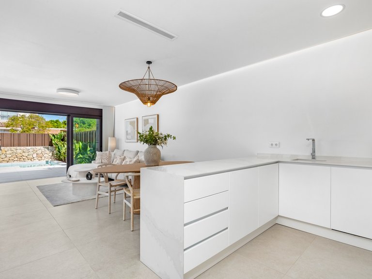 Villa for Sale in Mil Palmeras, Alicante 12