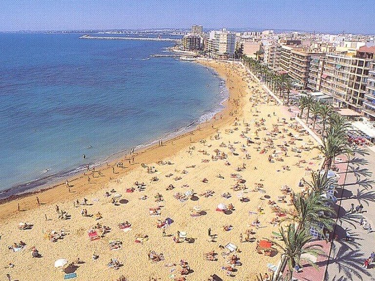 Apartment for Sale in Torrevieja, Alicante 40