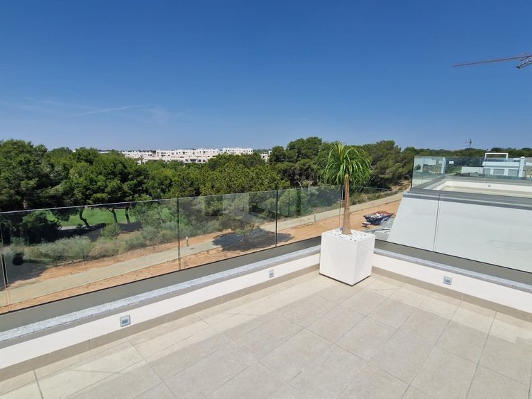Villa for Sale in Lo Romero golf resort, Pilar De La Horadada, Alicante 9