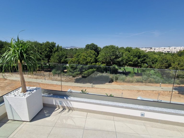 Villa for Sale in Lo Romero golf resort, Pilar De La Horadada, Alicante 11