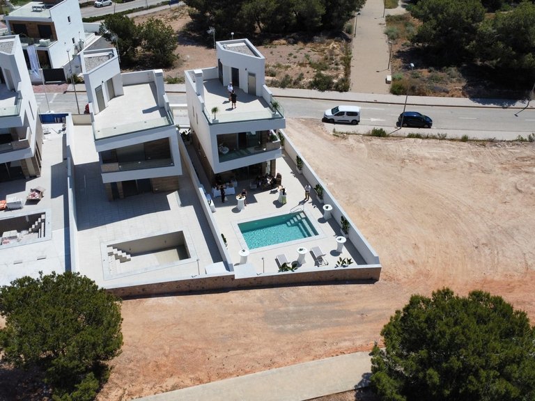 Villa for Sale in Lo Romero golf resort, Pilar De La Horadada, Alicante 50