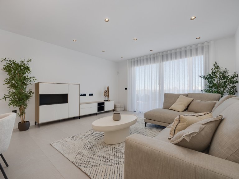 Villa for Sale in Torrevieja, Alicante 8