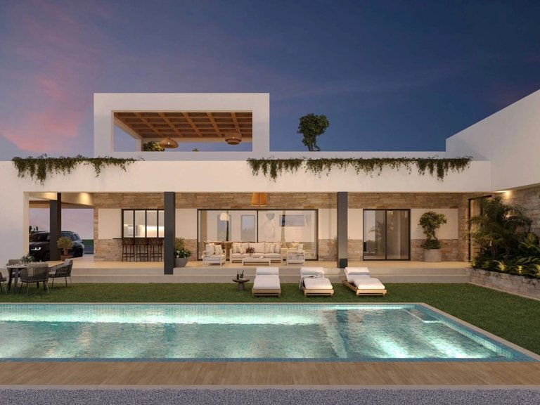 Villa for Sale in Dona Pepa, Ciudad Quesada, Alicante 4