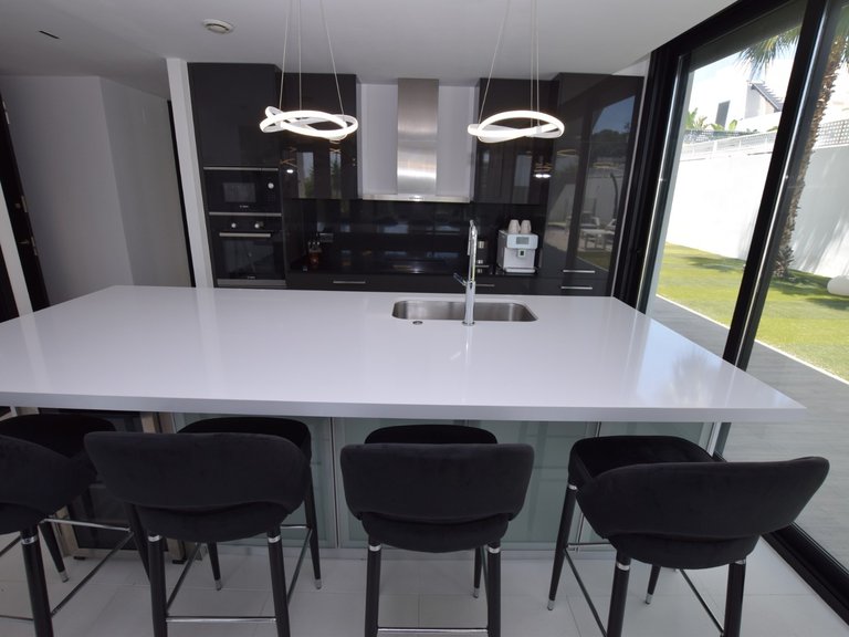 Villa for Sale in Dona Pepa, Ciudad Quesada, Alicante 8