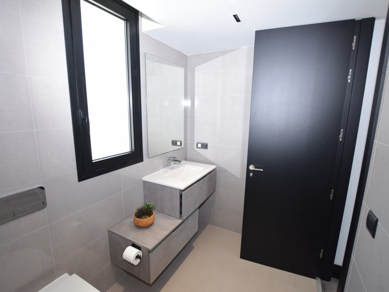 Villa for Sale in Dona Pepa, Ciudad Quesada, Alicante 28