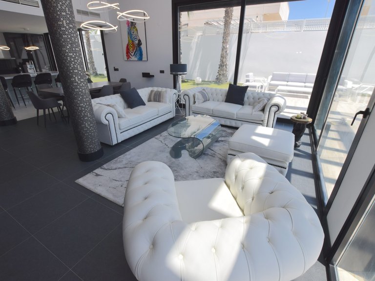 Villa for Sale in Dona Pepa, Ciudad Quesada, Alicante 6