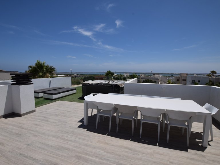 Villa for Sale in Dona Pepa, Ciudad Quesada, Alicante 44