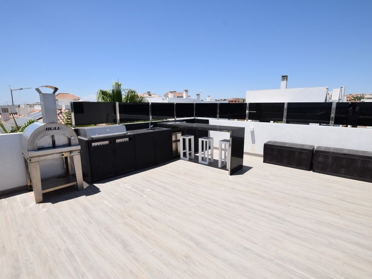 Villa for Sale in Dona Pepa, Ciudad Quesada, Alicante 43
