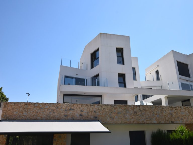 Penthouse for Sale in Pau 8, Villamartin, Alicante 23