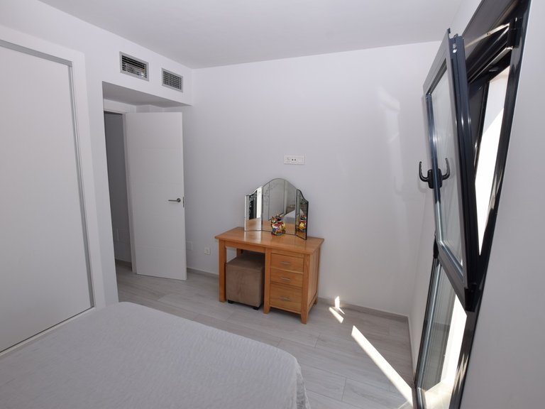 Penthouse for Sale in Pau 8, Villamartin, Alicante 14