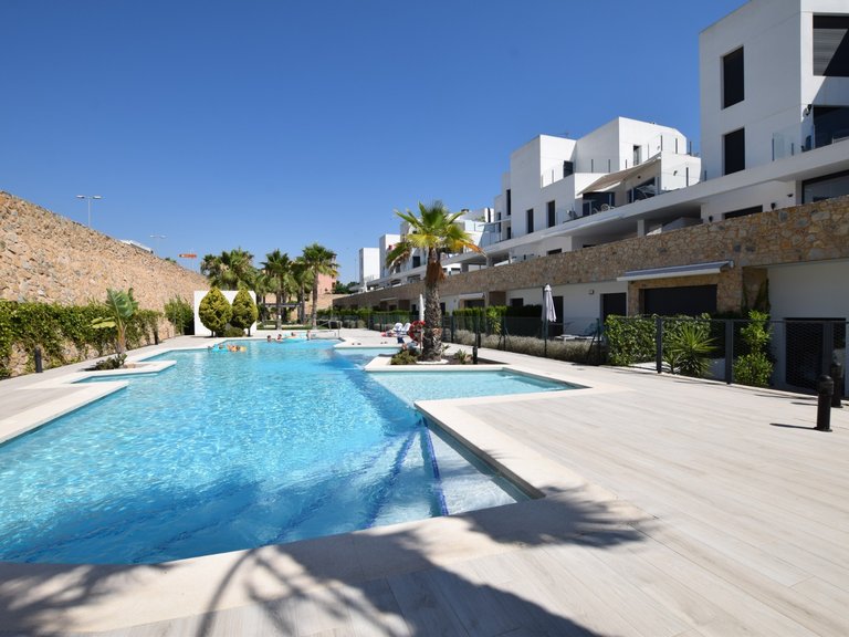 Penthouse for Sale in Pau 8, Villamartin, Alicante 2