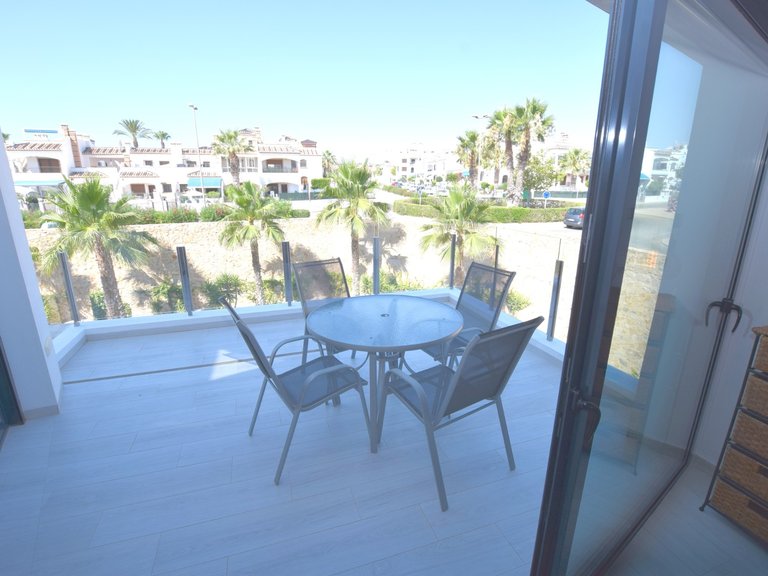 Penthouse for Sale in Pau 8, Villamartin, Alicante 7