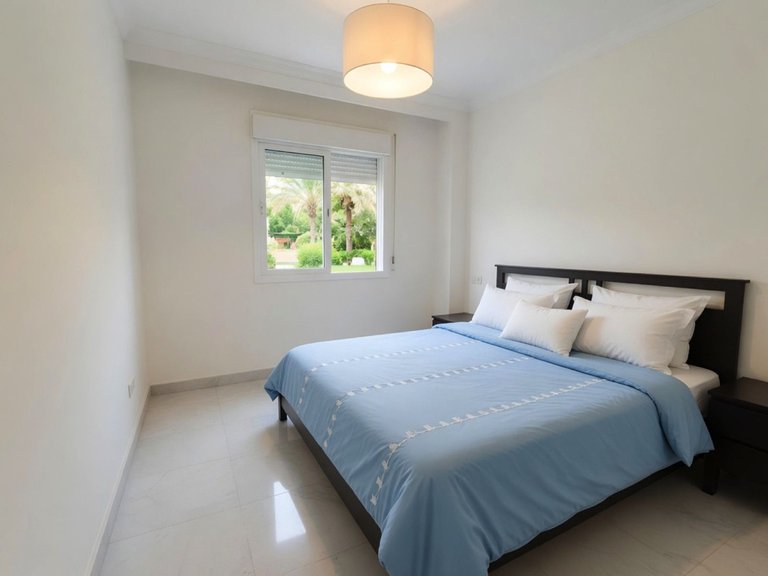 Apartment for Sale in Nueva Andalucía, Malaga 9
