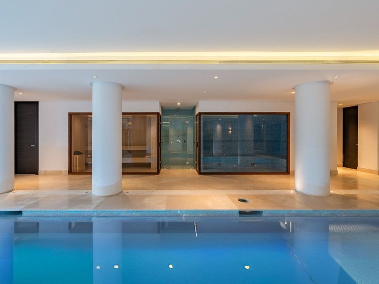 Villa for Sale in Los Flamingos, Malaga 26