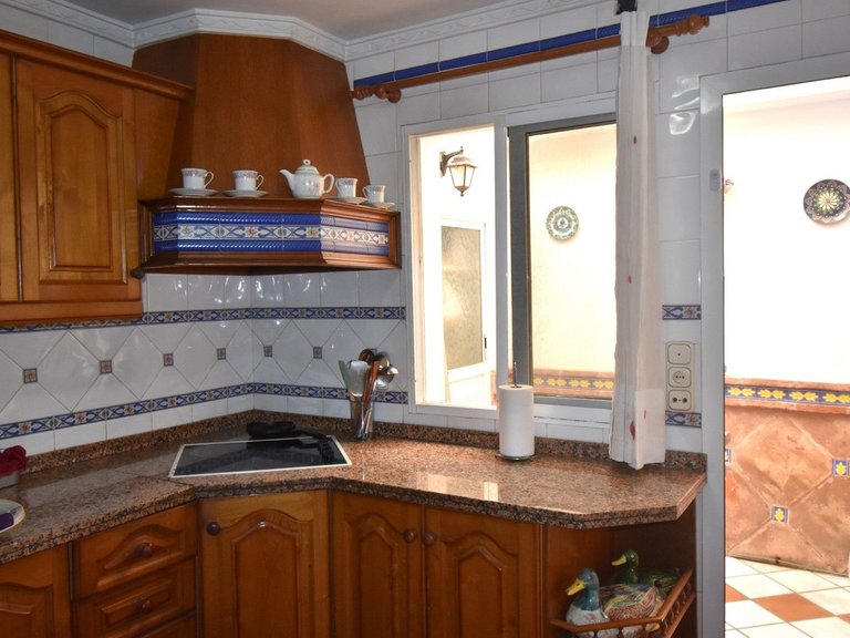 Villa for Sale in Torremolinos, Malaga 5