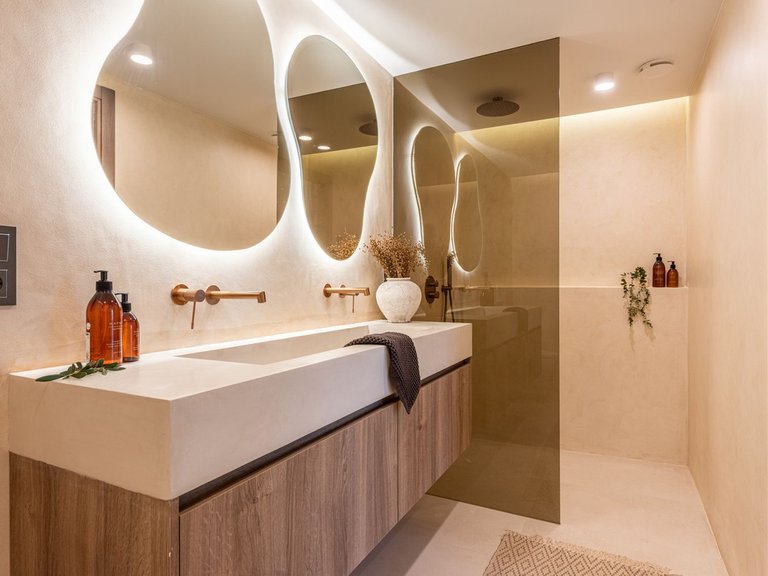 Town House for Sale in The Golden Mile, Malaga 26