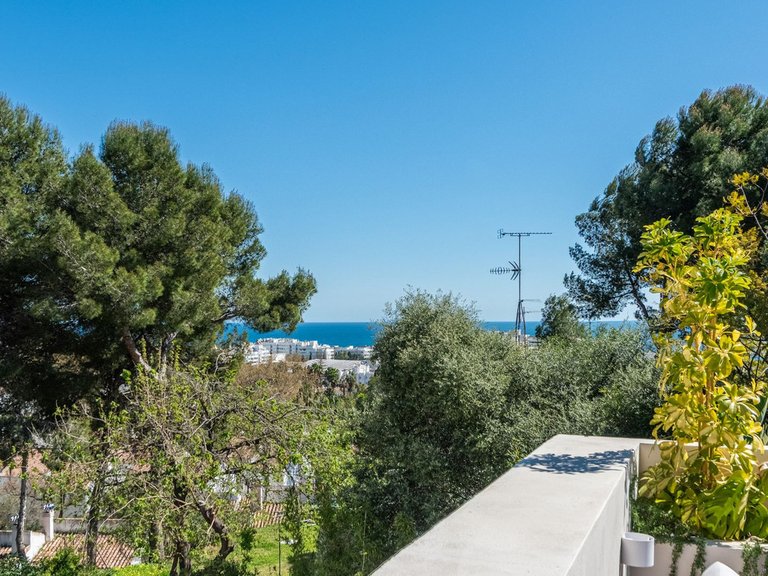Town House for Sale in The Golden Mile, Malaga 39