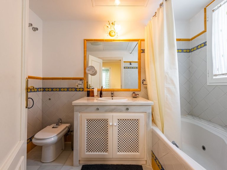 Villa for Sale in Casares Playa, Malaga 19