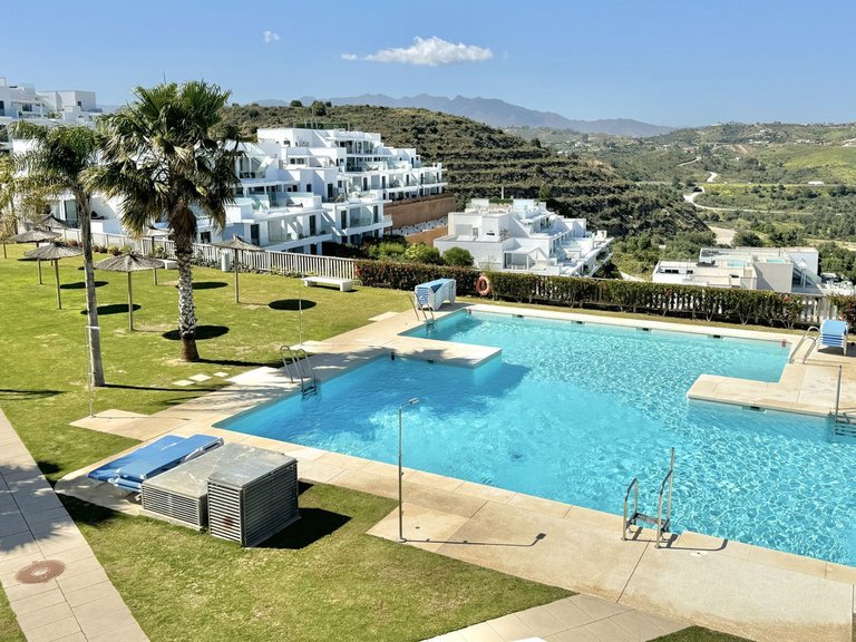 Apartment for Sale in La Cala De Mijas, Malaga 1