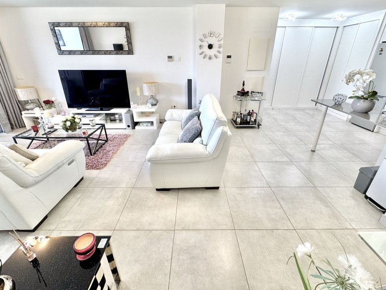 Apartment for Sale in La Cala De Mijas, Malaga 9