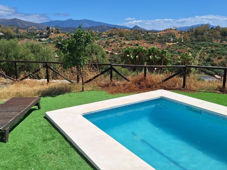 Villa for Sale in Estepona, Malaga 29