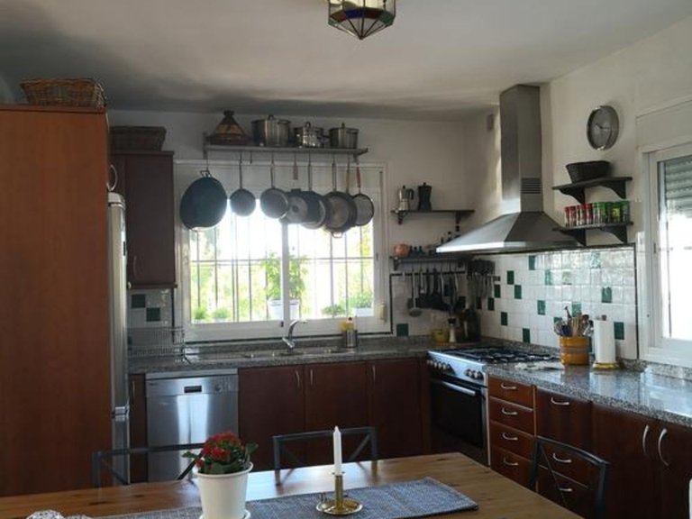 Villa for Sale in Estepona, Malaga 6