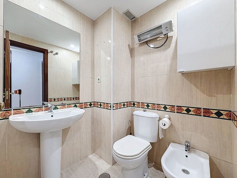 Apartment for Sale in San Pedro De Alcántara, Malaga 32