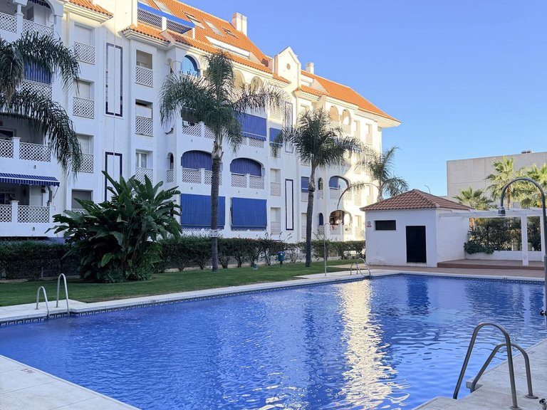 Apartment for Sale in San Pedro De Alcántara, Malaga 36