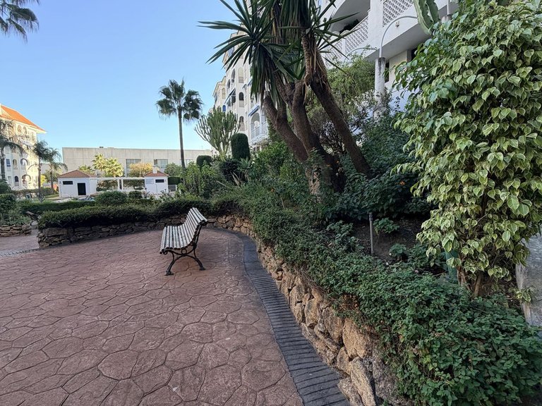 Apartment for Sale in San Pedro De Alcántara, Malaga 37