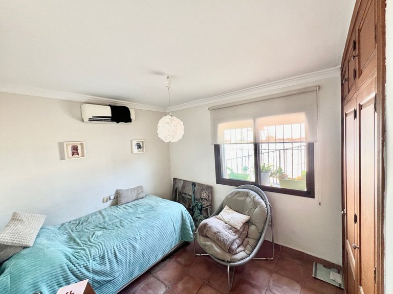 Villa for Sale in Nueva Andalucía, Malaga 13