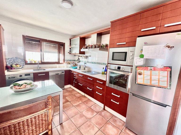 Villa for Sale in Nueva Andalucía, Malaga 7