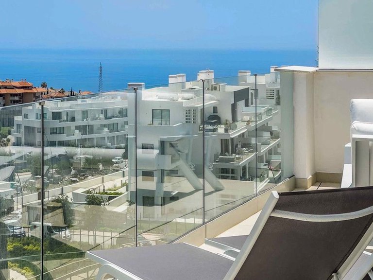 Apartment for Sale in Fuengirola, Malaga 2