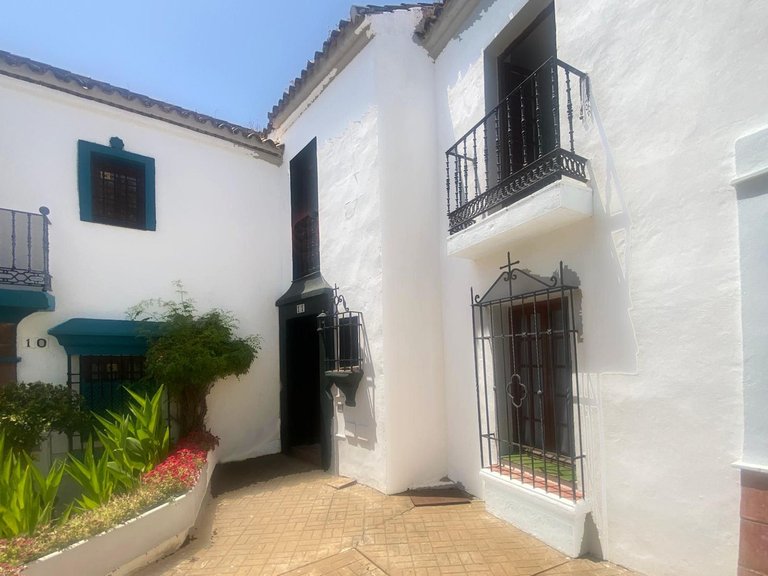 Villa for Sale in Guadalmina Baja, Malaga 5