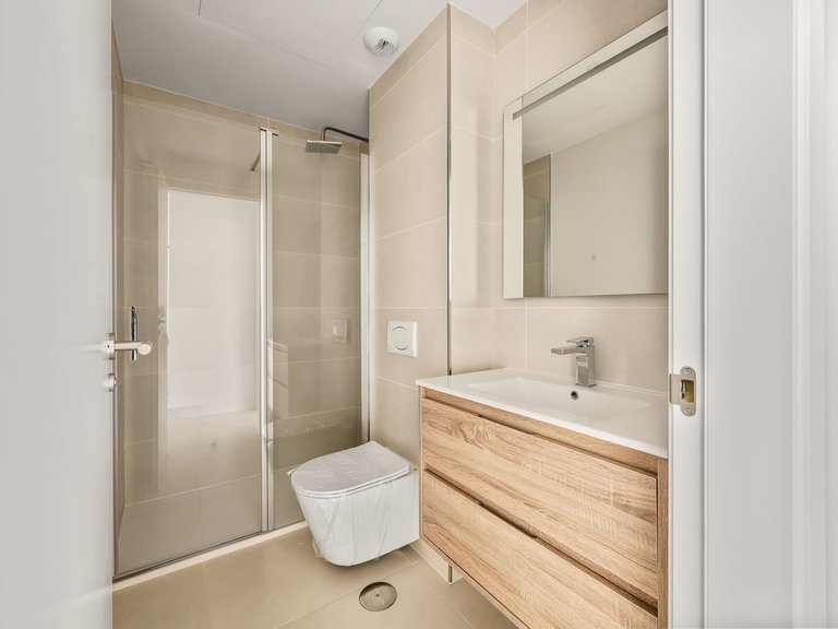 Apartment for Sale in Fuengirola, Malaga 17