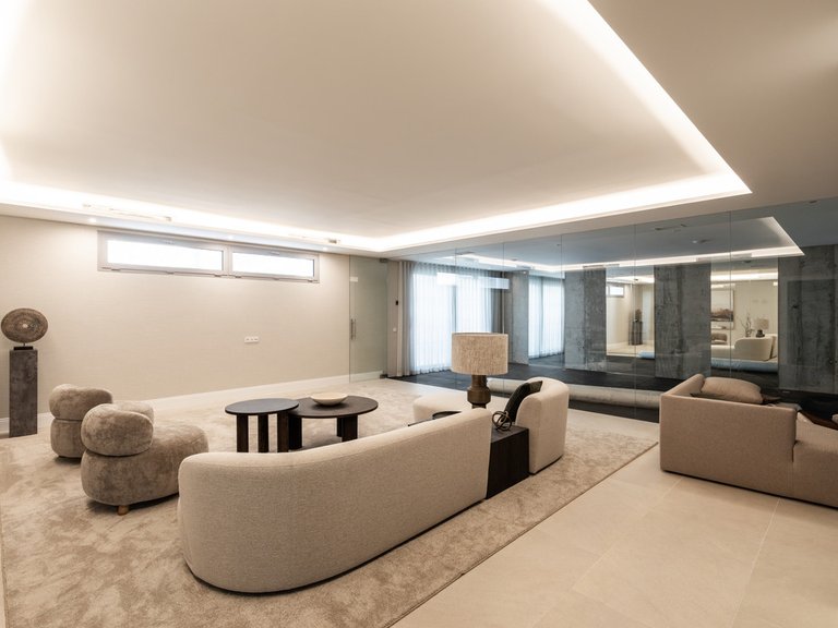 Villa for Sale in Los Arqueros, Malaga 28