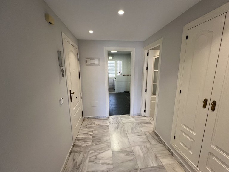 Apartment for Sale in Parque Clavero, Malaga 18
