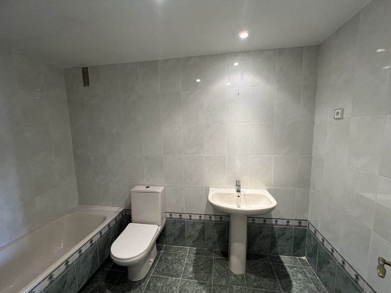 Apartment for Sale in Parque Clavero, Malaga 31
