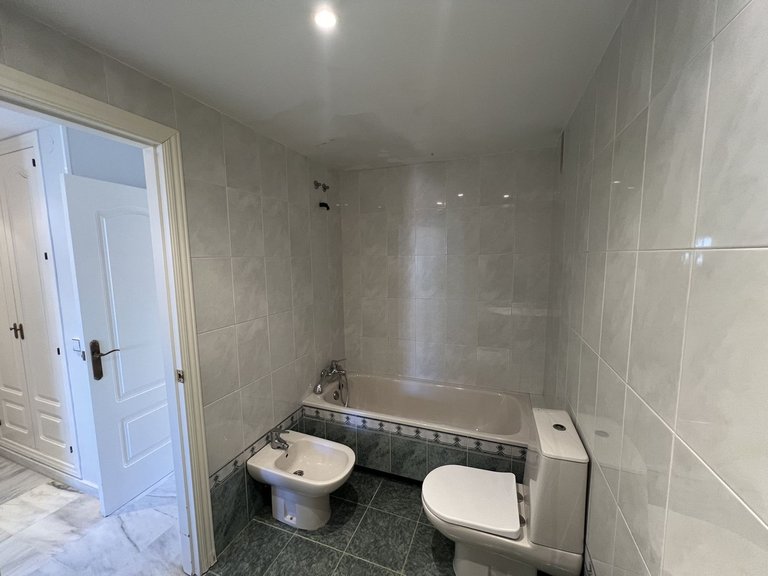 Apartment for Sale in Parque Clavero, Malaga 32
