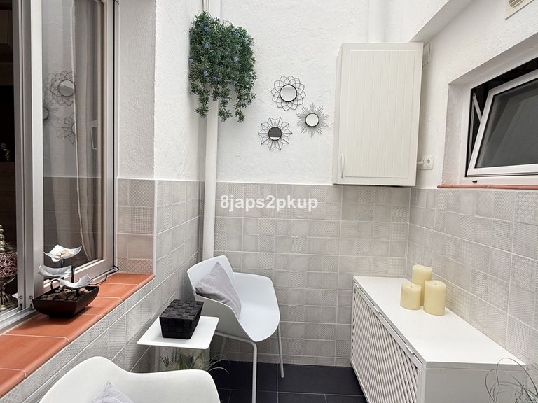 Villa for Sale in Estepona, Malaga 17