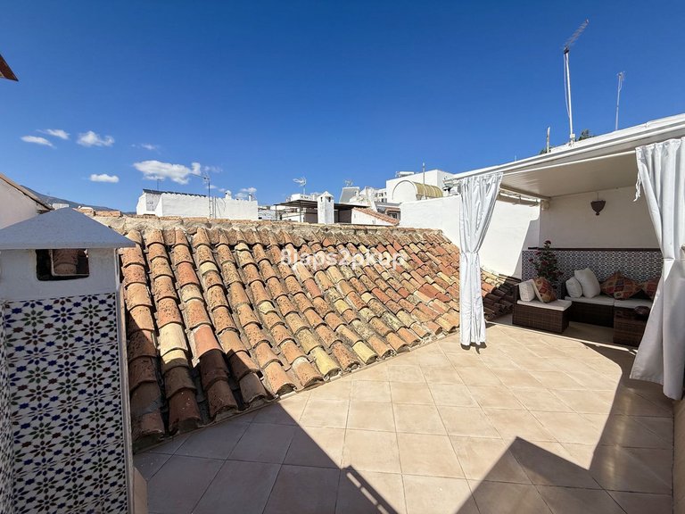 Villa for Sale in Estepona, Malaga 3