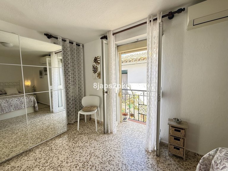 Villa for Sale in Estepona, Malaga 8