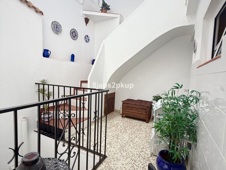 Villa for Sale in Estepona, Malaga 9