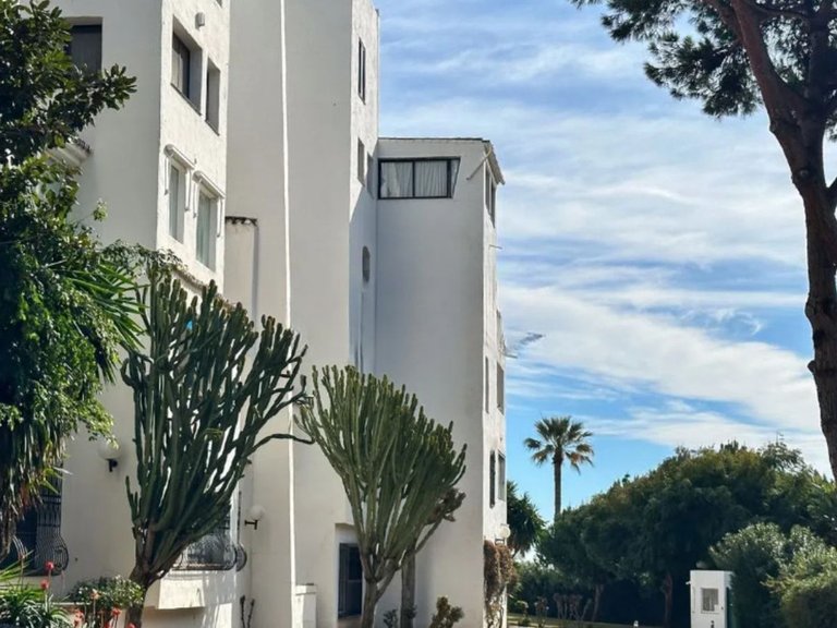 Apartment for Sale in Marbella, Malaga 9